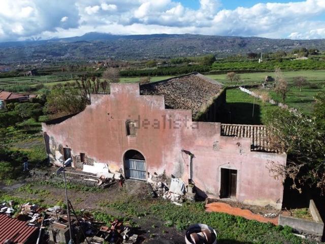 Rustici e casali in vendita di 500 m² in Via Pietralonga