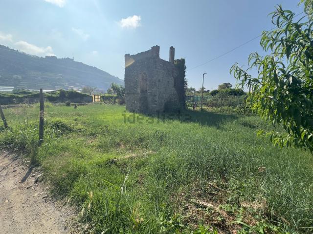 Rustici e casali in vendita di 50 m² in Traversa IV San Francesco, 26