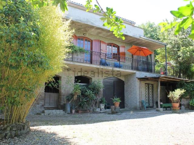 Rustici e casali in vendita di 515 m²
