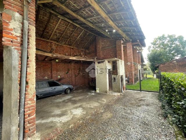 Rustici e casali in vendita di 51 m² in Via Vittorio Veneto, 4