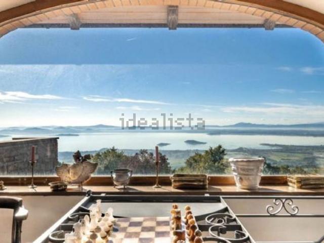 Rustici e casali in vendita di 520 m²