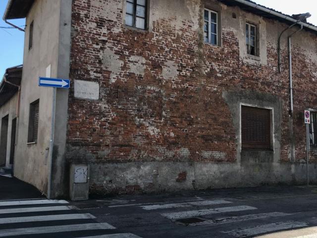Rustici e casali in vendita di 550 m² in Corso Risorgimento, 367