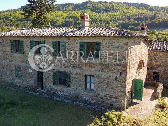 Rustici e casali in vendita di 570 m² in Località Melazzano