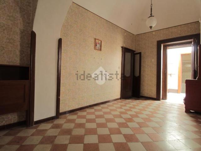 Rustici e casali in vendita di 583 m² in Corso Giuseppe Garibaldi, 49
