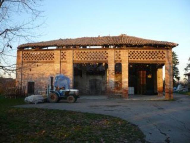 Rustici e casali in vendita di 600 m²