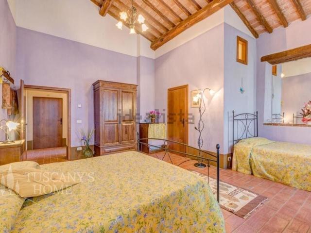 Rustici e casali in vendita di 600 m²