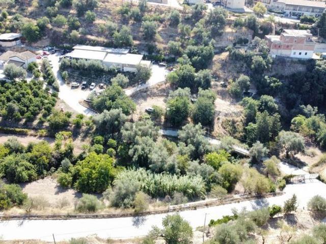 Rustici e casali in vendita di 600 m² in Contrada Fiumara