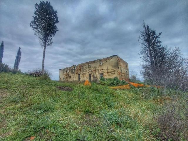 Rustici e casali in vendita di 600 m² in Via di Meleto