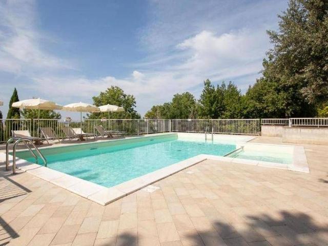 Rustici e casali in vendita di 600 m² in Via di Villamagna