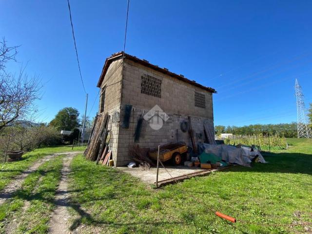 Rustici e casali in vendita di 60 m² in Via Boettola Il Traversa, 42