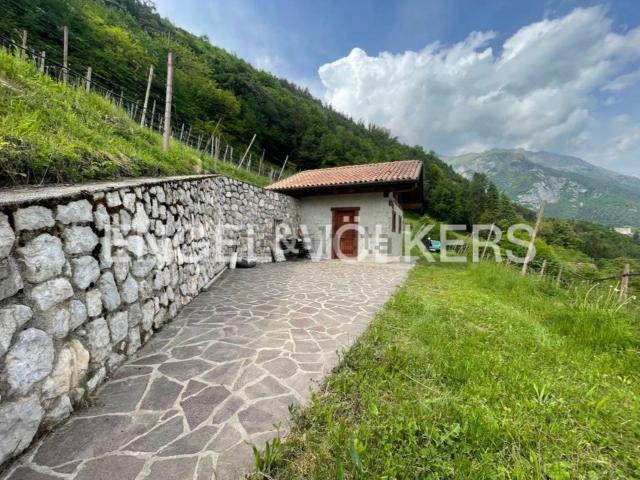 Rustici e casali in vendita di 60 m² in Frazione tignerone