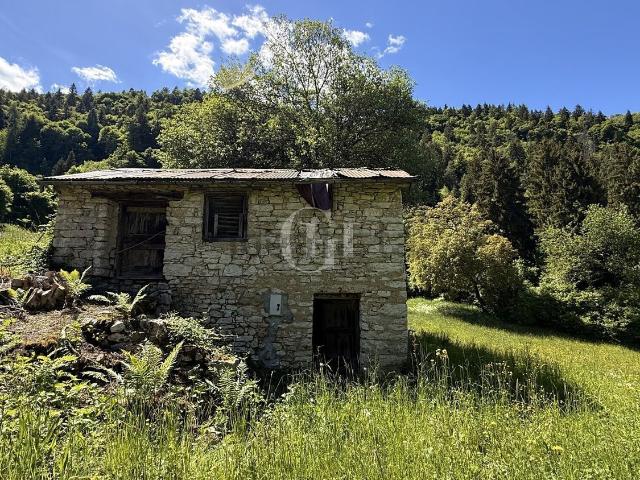 Rustici e casali in vendita di 60 m² in Località Dossi, 1