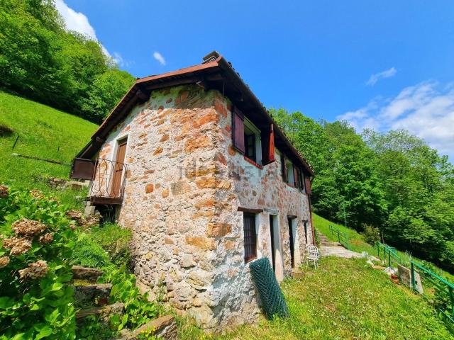 Rustici e casali in vendita di 61 m²