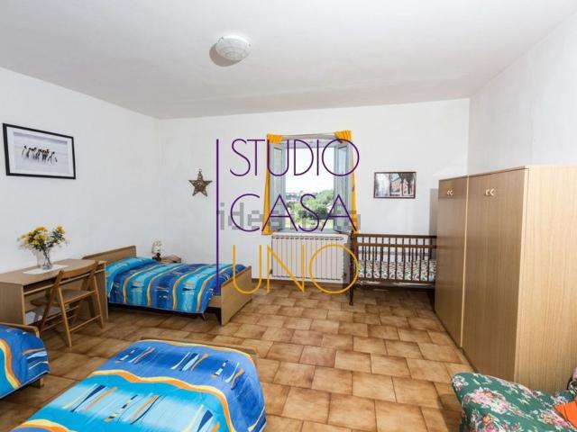 Rustici e casali in vendita di 630 m²