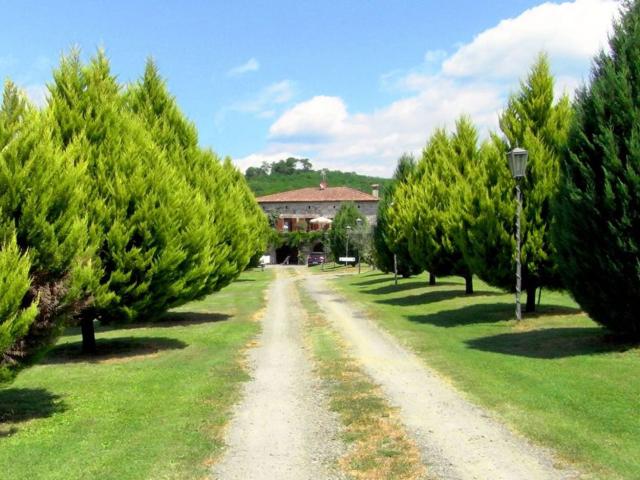 Rustici e casali in vendita di 644 m²