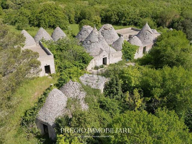 Rustici e casali in vendita di 650 m² in Contrada Cristi