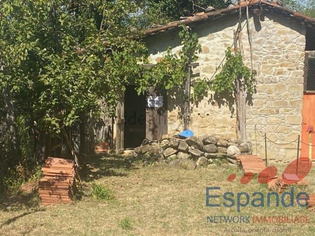 Rustici e casali in vendita di 65 m² in Via stanco
