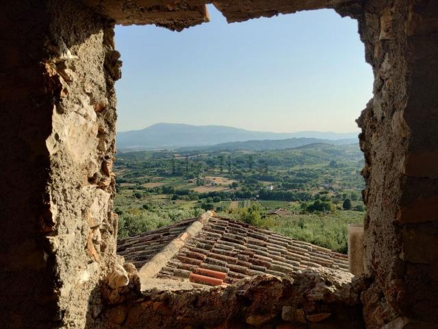 Rustici e casali in vendita di 65 m² in Contrada Vorroni, 29