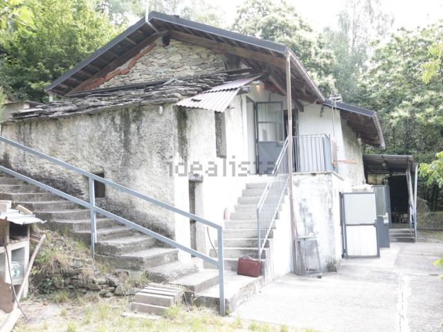 Rustici e casali in vendita di 65 m² in Località prua