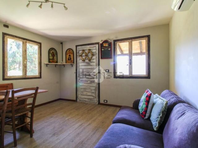 Rustici e casali in vendita di 67 m² in Via Mondalino
