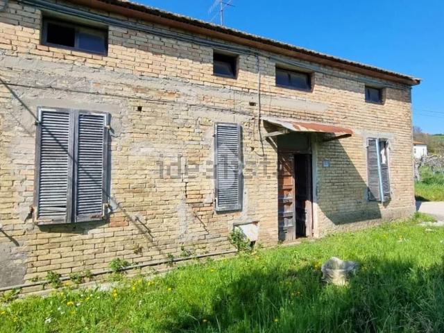 Rustici e casali in vendita di 69 m²