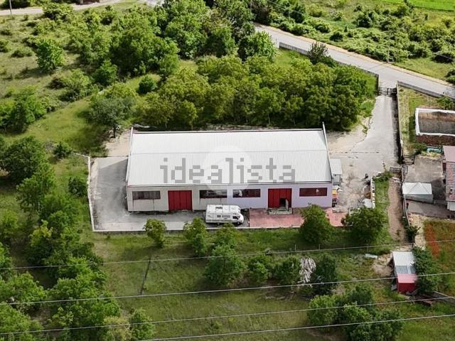 Rustici e casali in vendita di 700 m² in Via Papa Giovanni Paolo II