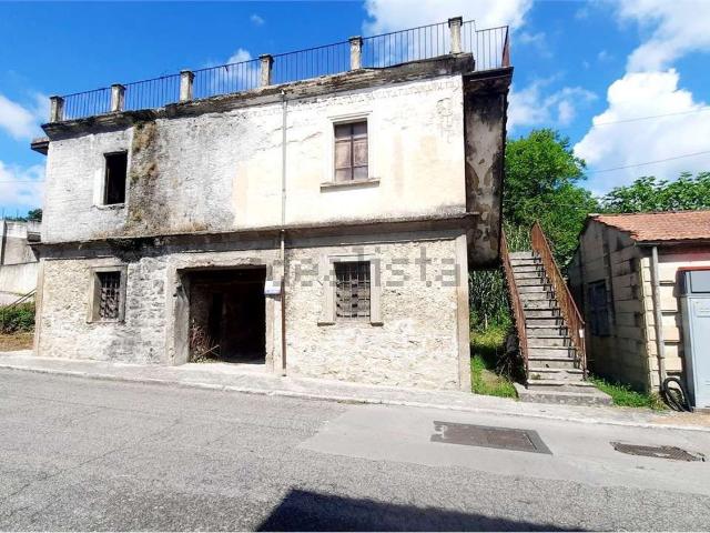Rustici e casali in vendita di 70 m²