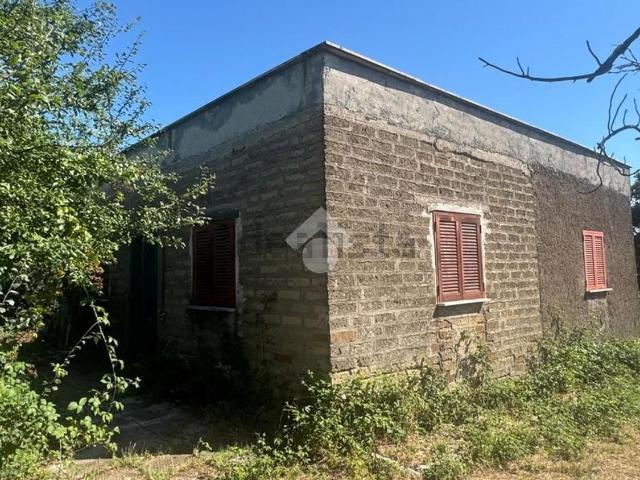 Rustici e casali in vendita di 70 m² in Via Colle Massimo