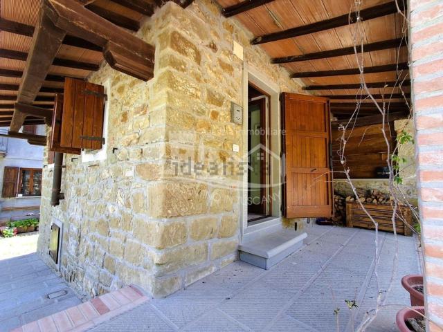 Rustici e casali in vendita di 70 m² in Via Fiorentina