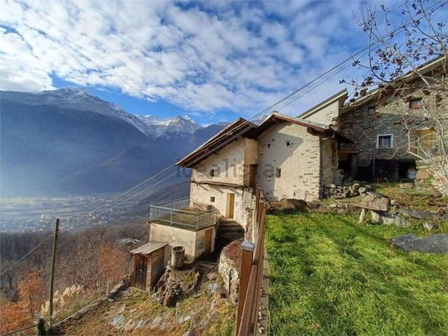 Rustici e casali in vendita di 70 m² in Via I Pian, 8