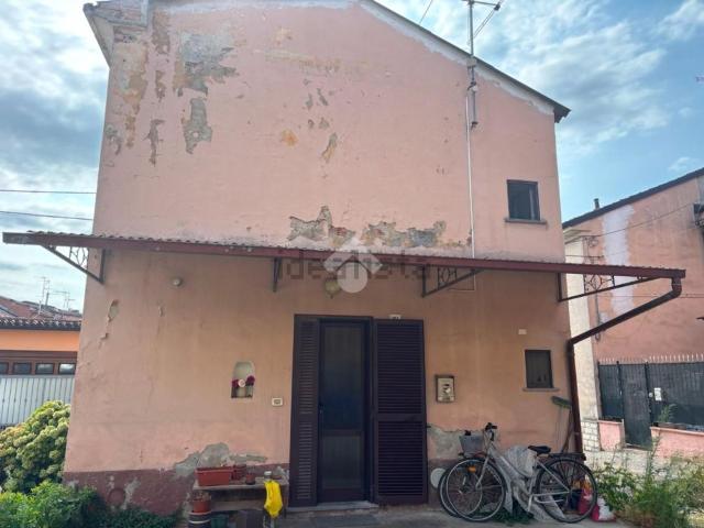 Rustici e casali in vendita di 70 m² in Via Italia, 107