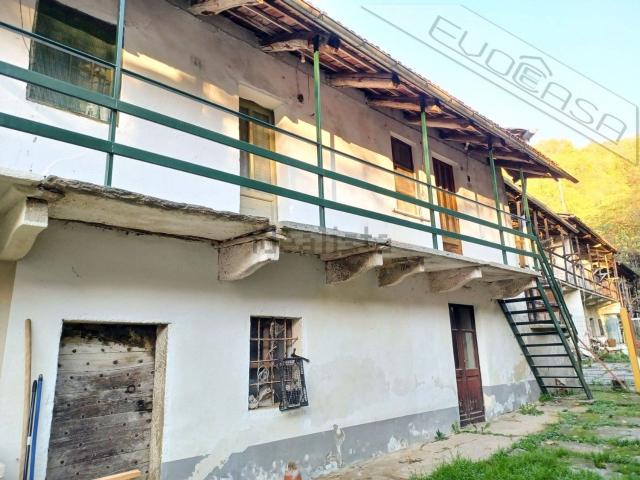 Rustici e casali in vendita di 70 m² in Via San Giuliano, 16