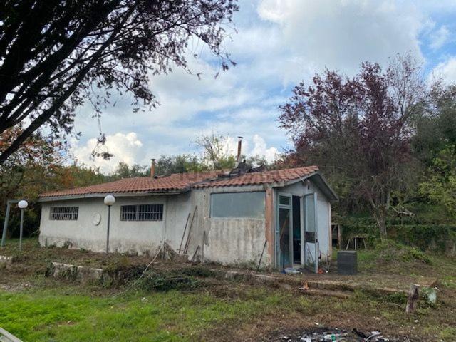 Rustici e casali in vendita di 70 m² in Strada PROVINCILE RONCIGLIONESE