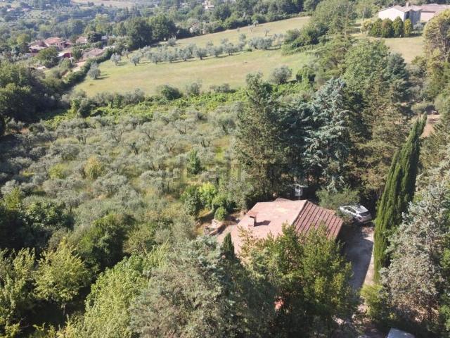Rustici e casali in vendita di 70 m² in Strada Zingarini