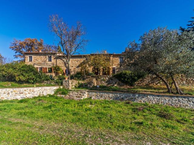 Rustici e casali in vendita di 720 m² in Via Licurgo Bardelloni