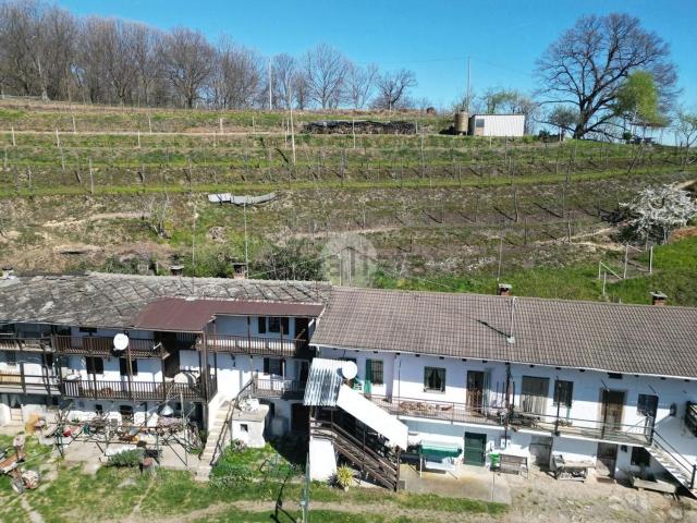Rustici e casali in vendita di 75 m² in Via Comba Carle, 31