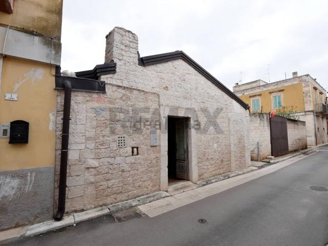 Rustici e casali in vendita di 75 m² in Via del Martiri, 3