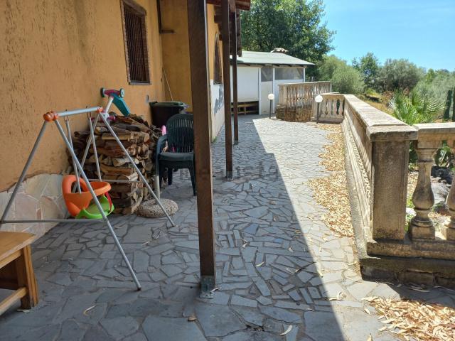 Rustici e casali in vendita di 75 m² in Via San Michele