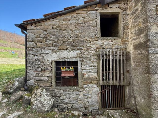 Rustici e casali in vendita di 150 m² in Strada comunale di Spesseta