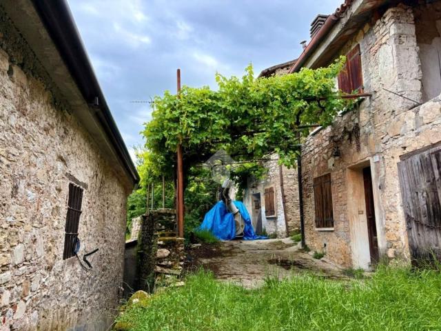 Rustici e casali in vendita di 76 m² in Borgo Val