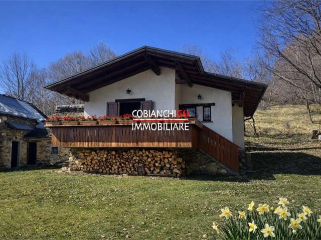 Rustici e casali in vendita di 77 m² in Via Intragna