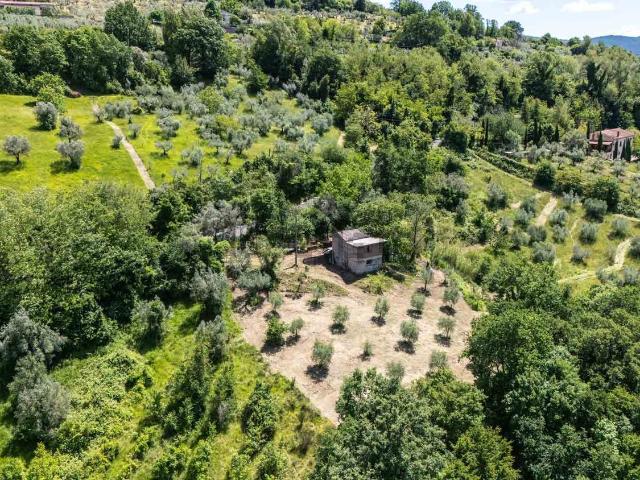 Rustici e casali in vendita di 78 m² in Via Tancia, 46