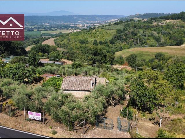 Rustici e casali in vendita di 79 m² in Via Flaminia, 14