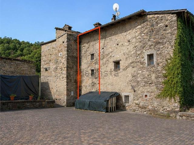 Rustici e casali in vendita di 79 m² in Piazza Principe Doria, 13