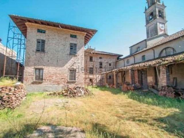 Rustici e casali in vendita di 800 m² in Via Emilia
