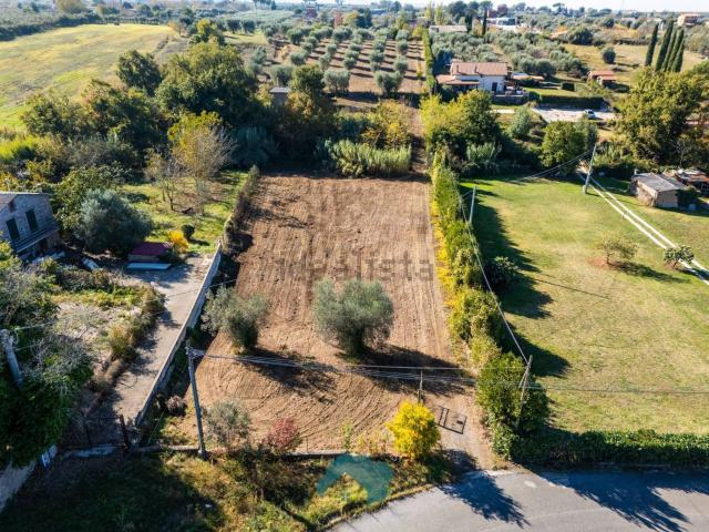 Rustici e casali in vendita di 80 m² in Via Colle Moretto