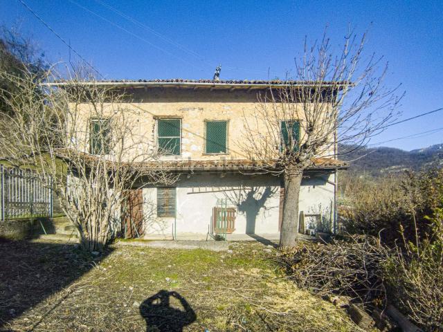 Rustici e casali in vendita di 80 m² in Via Cascutelli
