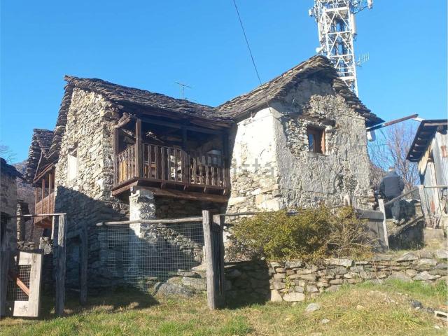 Rustici e casali in vendita di 80 m² in Via Gulo, 30