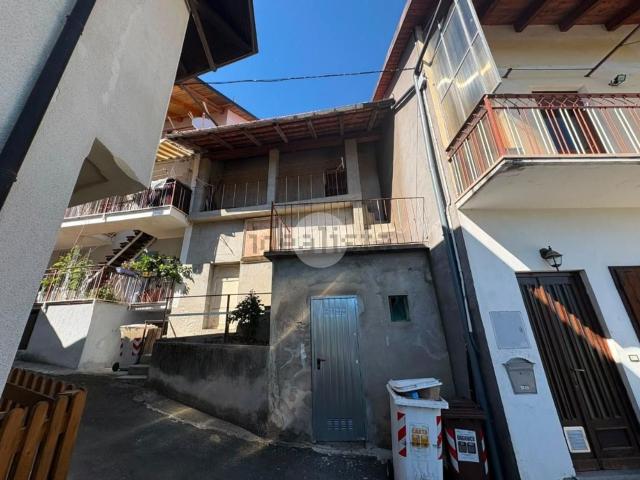 Rustici e casali in vendita di 80 m² in Via San Martino