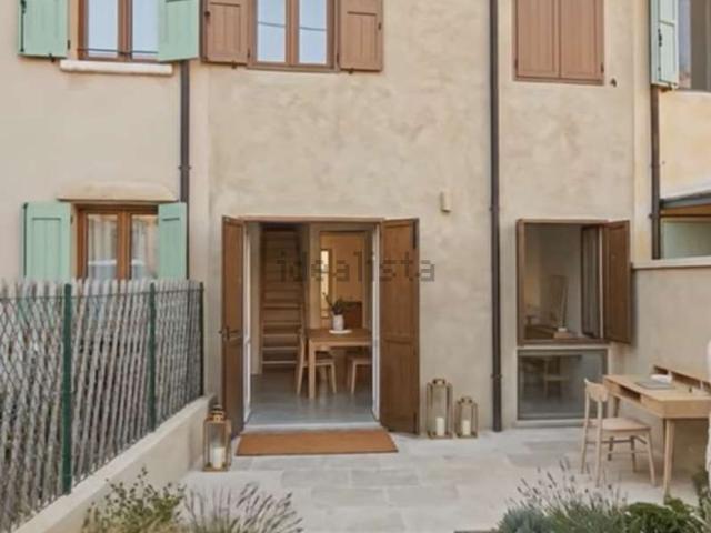 Rustici e casali in vendita di 80 m²